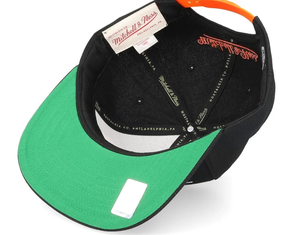 Anaheim Ducks Retro Lock Up Black Snapback - Mitchell & Ness