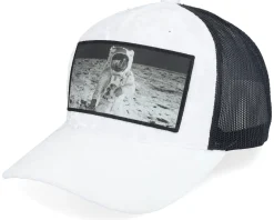 Astronaut Velvet White/Black A-frame Trucker - Calza Pennello