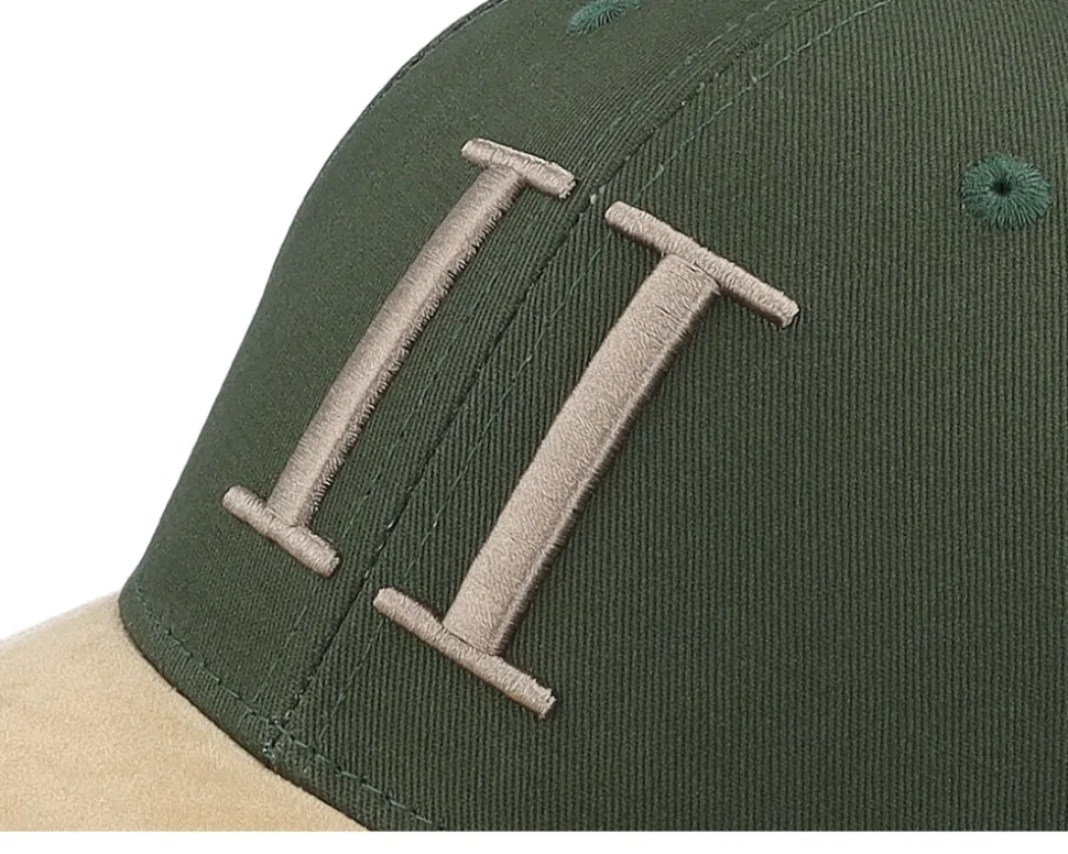 Baseball Cap Contrast Suede Ii Dark Green/Warm Sand Adjustable - Les Deux