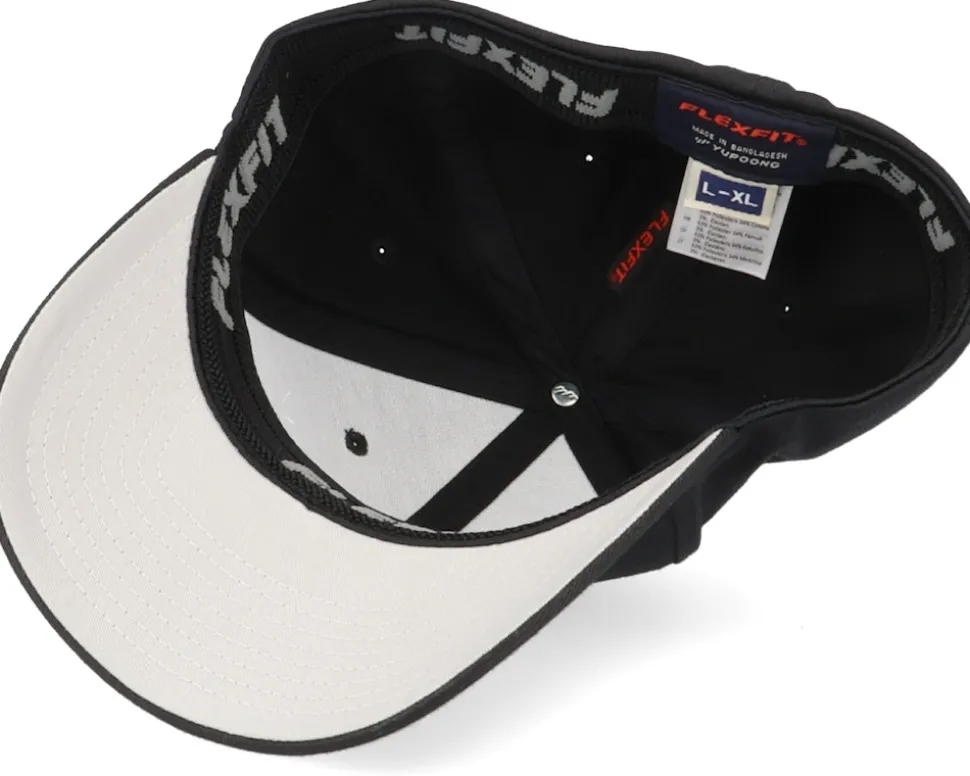 Bloody Tommy Gun Black Flexfit - GUNS n SKULLS