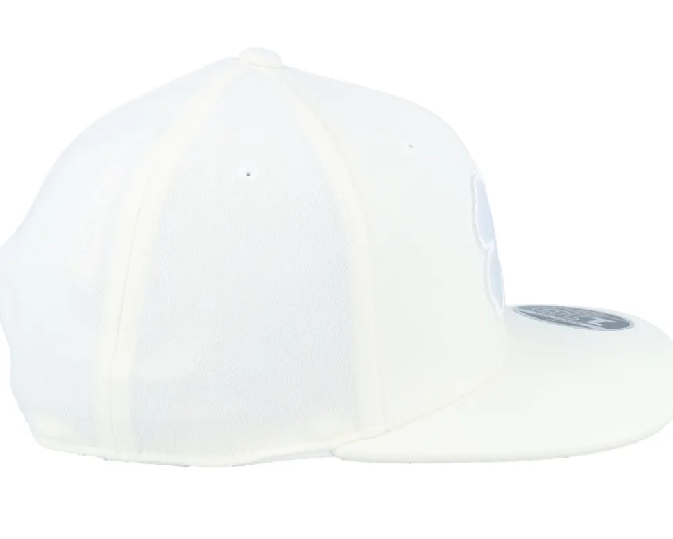 Booker 1 Wie Wi White Clover Outline Snapback - Black Clover