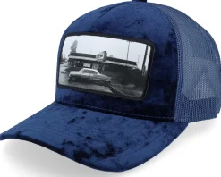 Car & Drive-through Velvet Black A-Frame Trucker - Calza Pennello