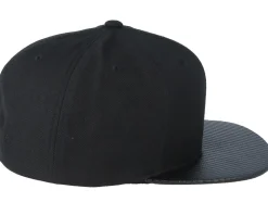 Carbon Black Snapback - Yupoong