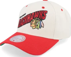 Chicago Blackhawks Retro Type Pro Off White/Red Adjustable - Mitchell & Ness