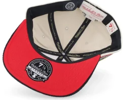 Chicago Blackhawks Team Cord Off White/Black Snapback - Mitchell & Ness