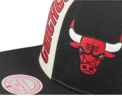Chicago Bulls Pop Panel Off White/Black Snapback - Mitchell & Ness