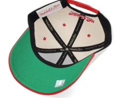 Chicago Bulls Retro Type Pro Off White/Red Adjustable - Mitchell & Ness