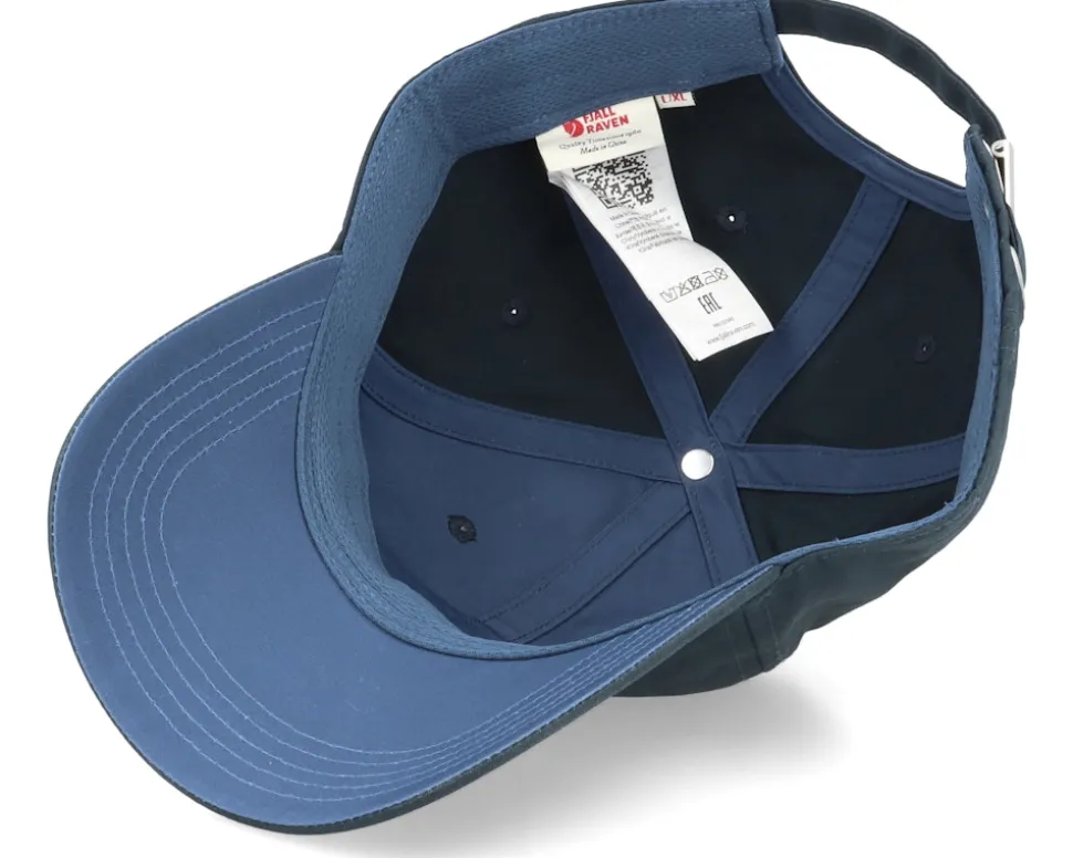 Classic Badge Cap Dark Navy Dad Cap - Fjällräven
