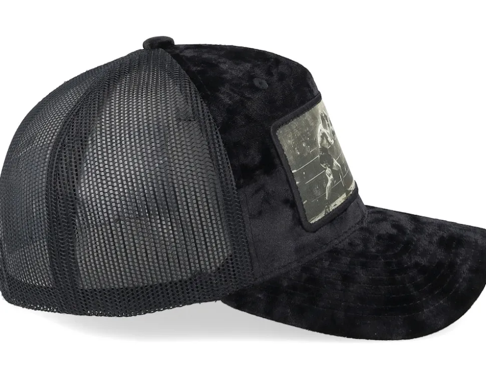 Classic Boxing Match Velvet Black A-Frame Trucker - Calza Pennello