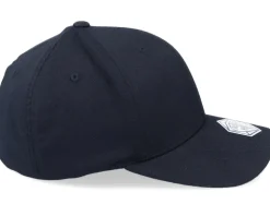 D20 Skull Dice Black - Flexfit