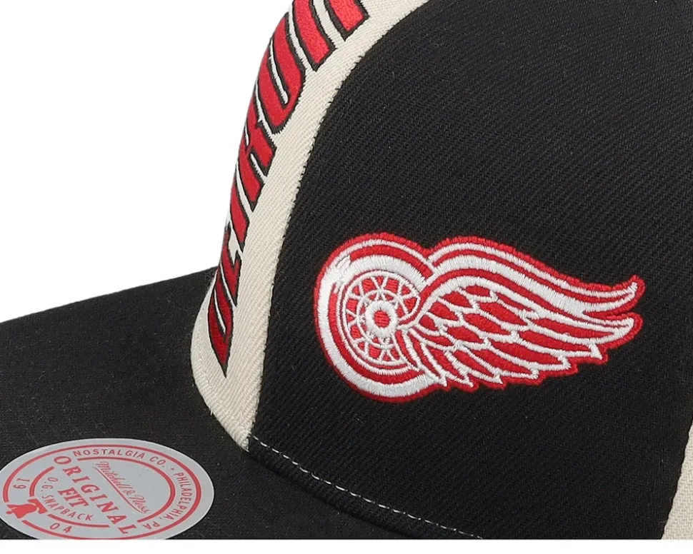 Detroit Red Wings Pop Panel Off White/Black Snapback - Mitchell & Ness