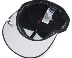 Hokusai The Great Wave Black Flexfit - Public Domain