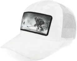 Ice Hockey In Action Patch Velvet White A-Frame Trucker - Calza Pennello
