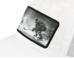 Ice Hockey In Action Patch Velvet White A-Frame Trucker - Calza Pennello
