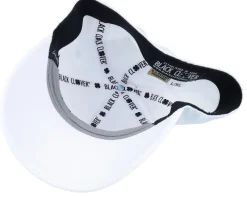 Iron X Snow White/Black Flexfit - Black Clover