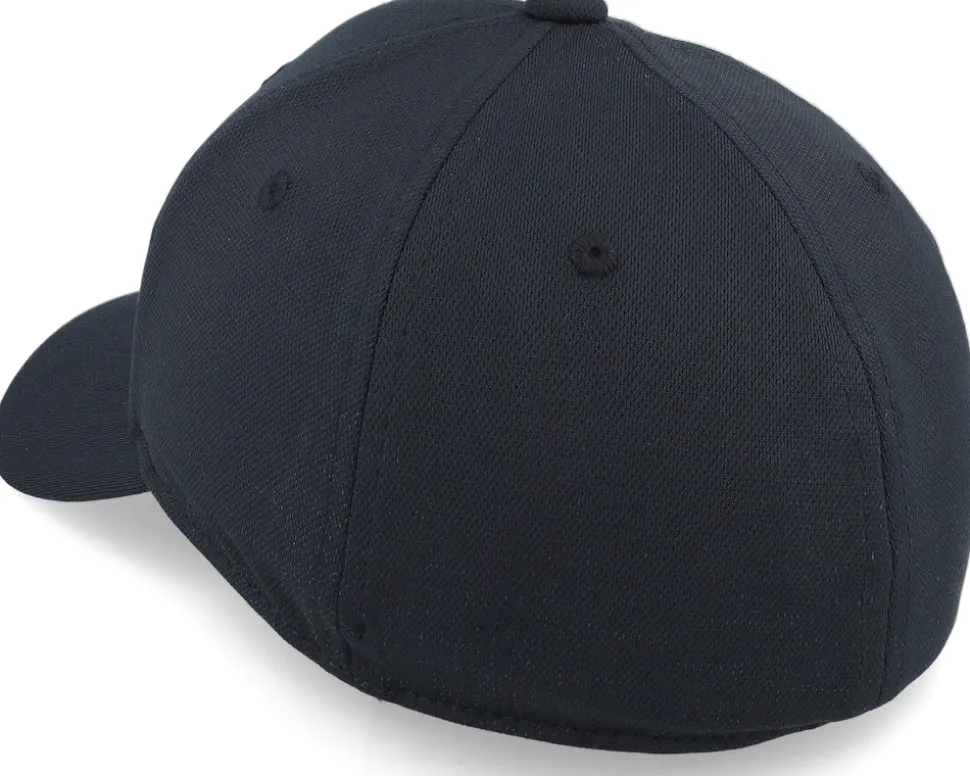 Kids Boy's Blitzing Black Flexfit - Under Armour