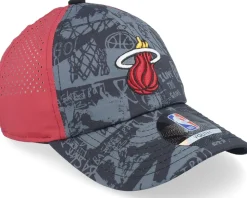 Kids Miami Heat NBA Street Black/Burgundy Adjustable - Outerstuff