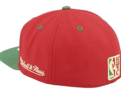 Los Angeles Lakers Nightmare Fitted Red/Green Fitted - Mitchell & Ness