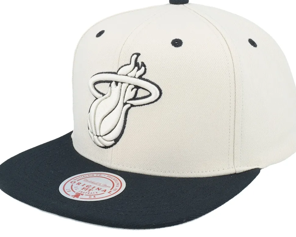 Miami Heat Evergreen Cream Black Hwc Off White/Black Snapback - Mitchell & Ness