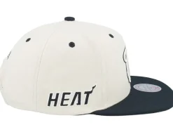 Miami Heat Evergreen Cream Black Hwc Off White/Black Snapback - Mitchell & Ness