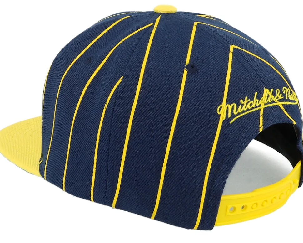 Michigan Wolverines Team Pin Navy/Yellow Snapback - Mitchell & Ness