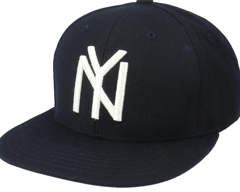 New York Black Yankees Archive 400 Black Snapback - American Needle
