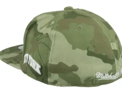 New York Knicks Tonal Camo Stretch Green Camo Fitted - Mitchell & Ness