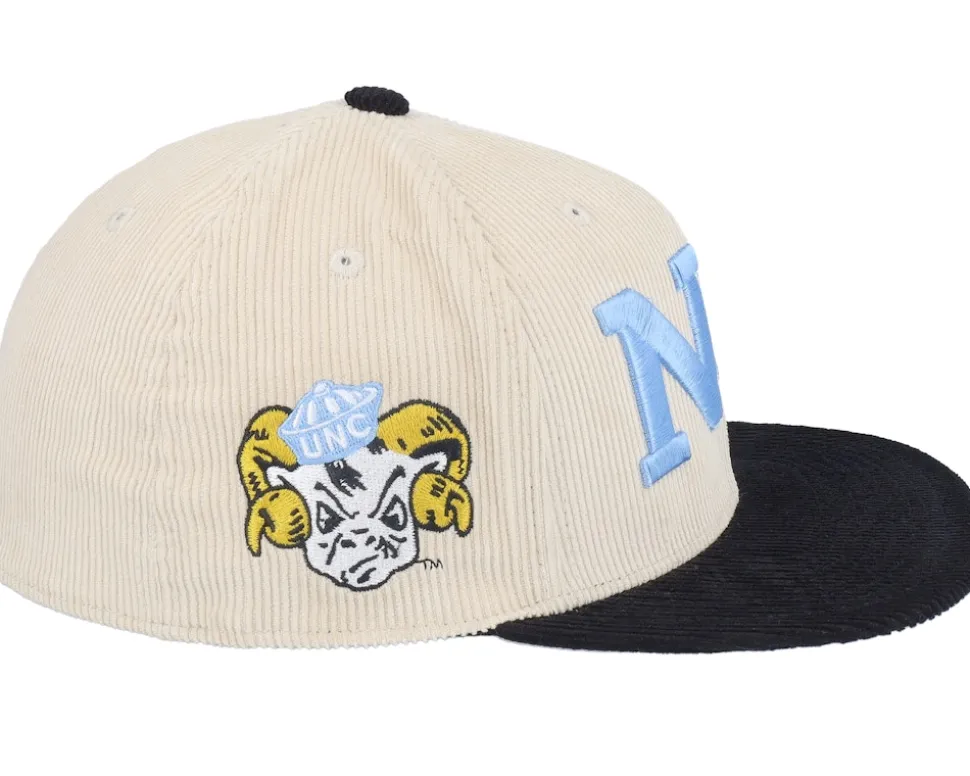 North Carolina Tar Heels Team Cord Off White/Black Fitted - Mitchell & Ness