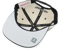 Philadelphia 76ers Evergreen Cream Hwc Off White/Black Snapback - Mitchell & Ness
