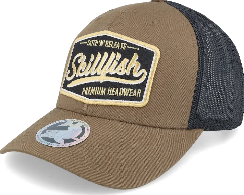 Premium Fishing Retro Black/White/Black Trucker - Skillfish
