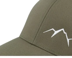 Small Mountain White/Olive Flexfit - Wild Spirit