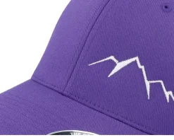 Small Mountain White/Purple Flexfit - Wild Spirit