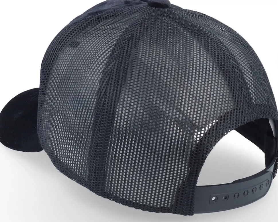 Smooth Sea Never Made A Skilled Sailor Velvet Trucker - Jack Anchor