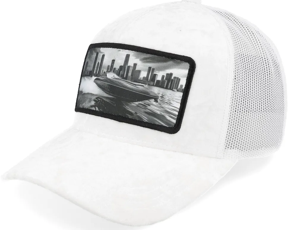 Speed Boat Racing Velvet White A-Frame Trucker - Calza Pennello