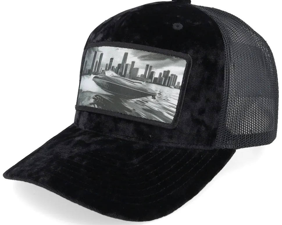 Speed Boat Racing Velvet White A-Frame Trucker - Calza Pennello