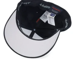 Tre Kronor Side Panel Black Flexfit - Iconic