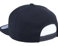 W Letter 3D Black Snapback - Iconic